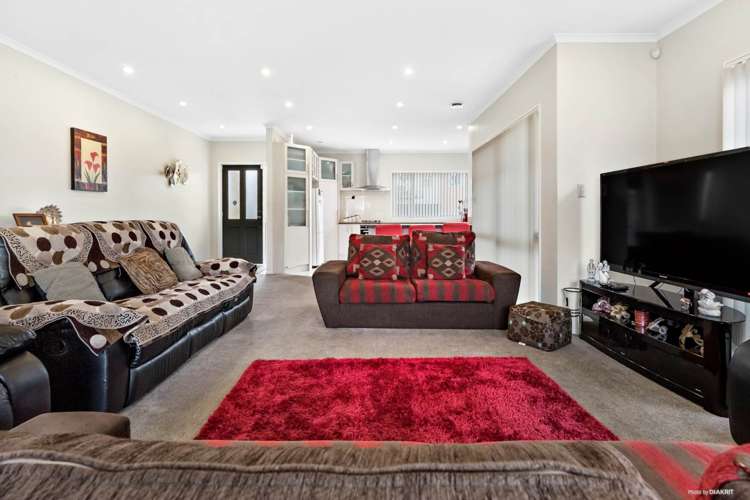 54 Pate Crescent Favona_3