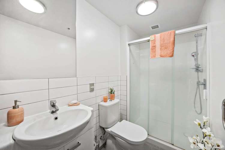 1c/208 Hobson Street Auckland Central_5