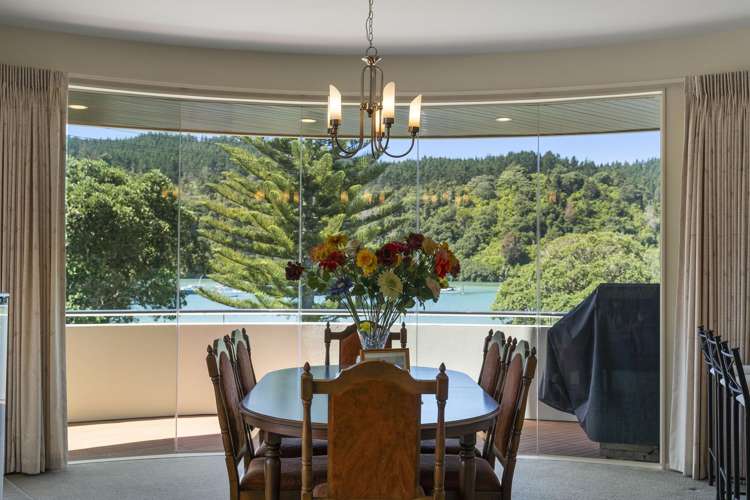 301 Beach Road Whangamata_12