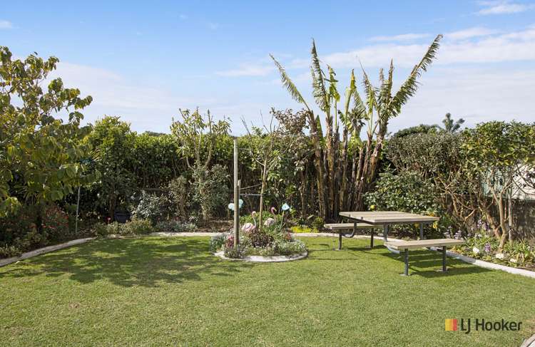 10 Reel Road Athenree_19