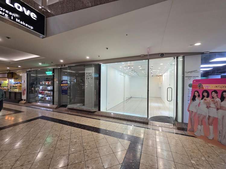 16/239 Queen Street Auckland Central_1