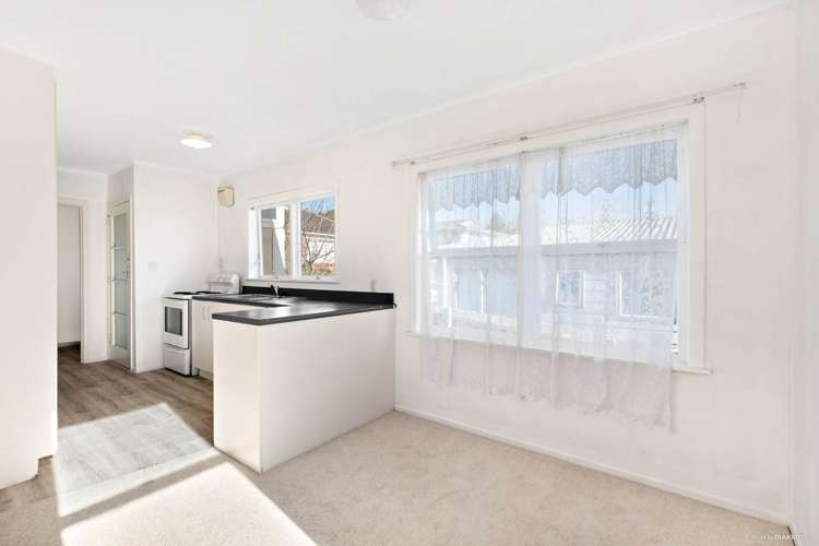 60 Lynwood Road New Lynn_6