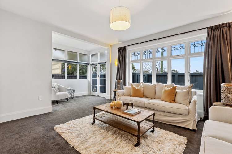 446 Worcester Street Linwood_9