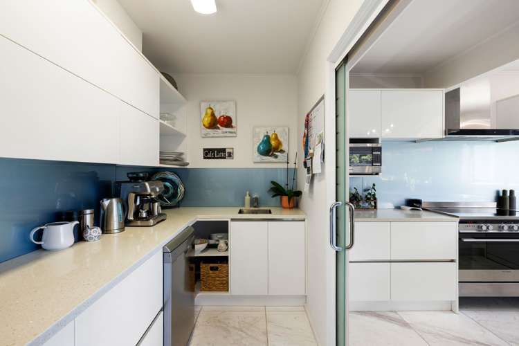 163 Lake Crescent Hamilton Lake_10