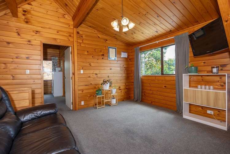 62 Rhinevale Close Henderson_13