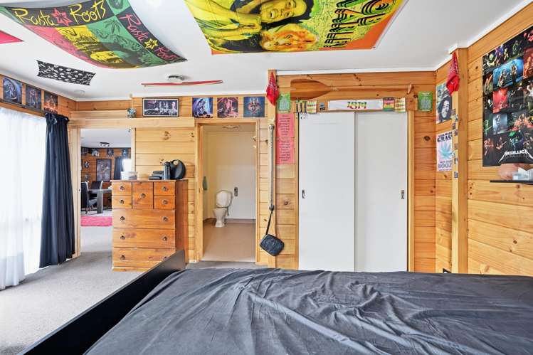 15B Ngahu Street Fairy Springs_7