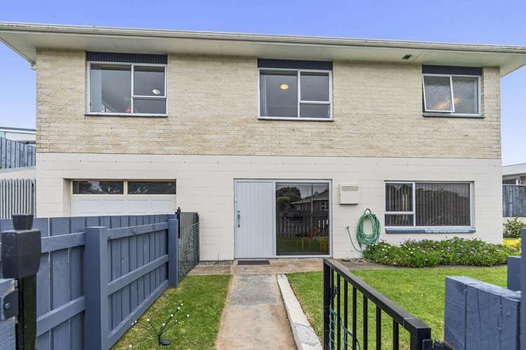 10 Culzean Grove Bell Block_24