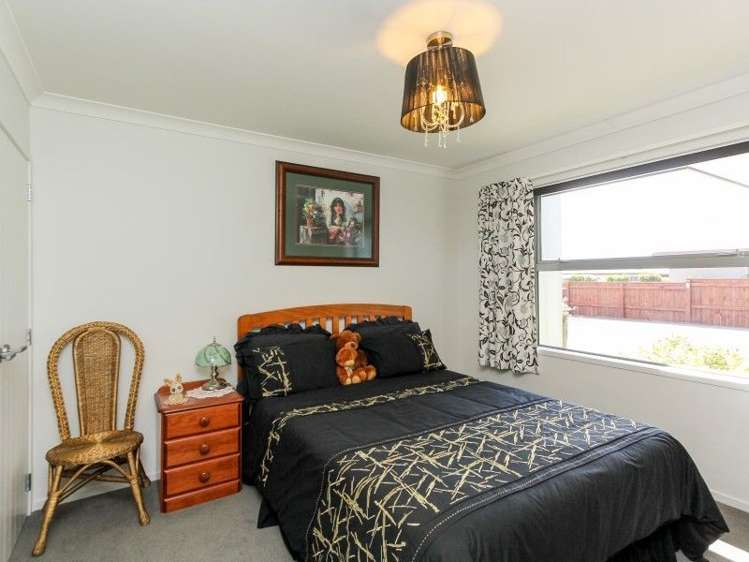 2 Marlin Terrace Bell Block_23