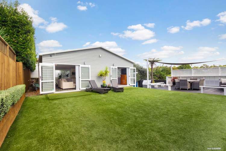 48 Glendene Avenue Glendene_12