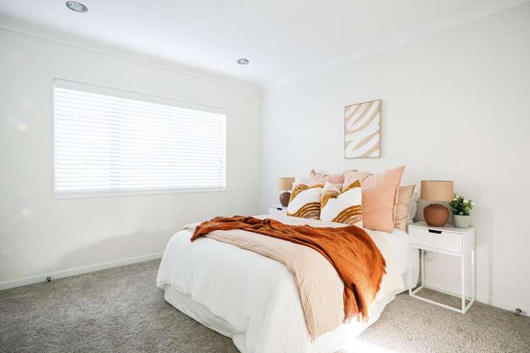 14 Sibling Court Millwater_11