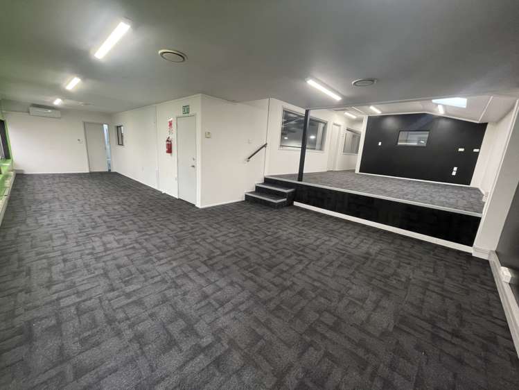 2/188 Target Road Wairau Valley_5