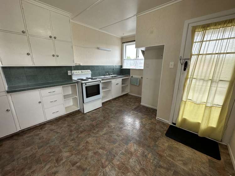 8 John Street Tokoroa_7