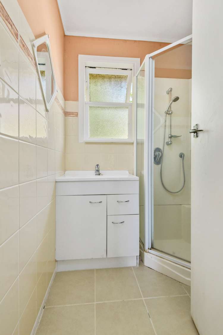 127 Forest Hill Road Henderson_19