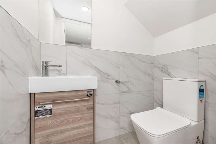 2a Milich Terrace Te Atatu South_15