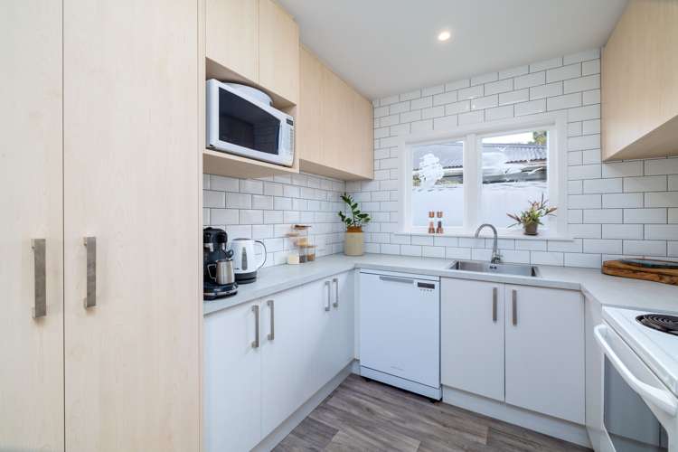 302 Estuary Road South New Brighton_5