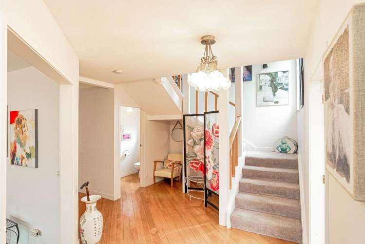 77 McLeavey Road 10519_6