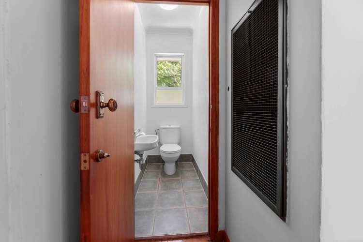 130 Scenic Drive Titirangi_14