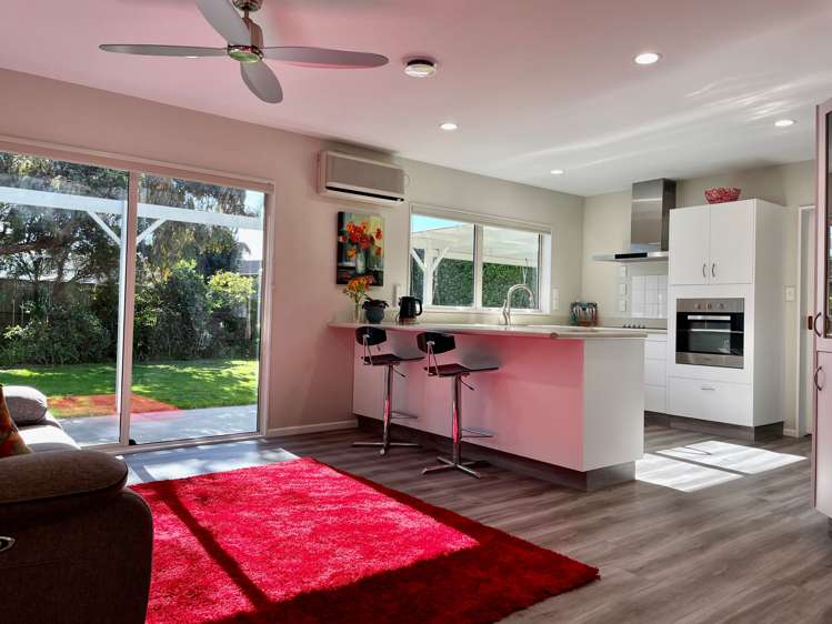 8 Brompton Drive Taradale_7