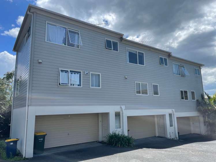 8/5 Kilham Avenue Northcote_0