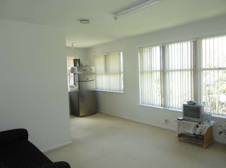 1/9 Laburnum Road New Windsor_2