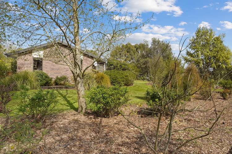 1825 Cust Road Cust_13