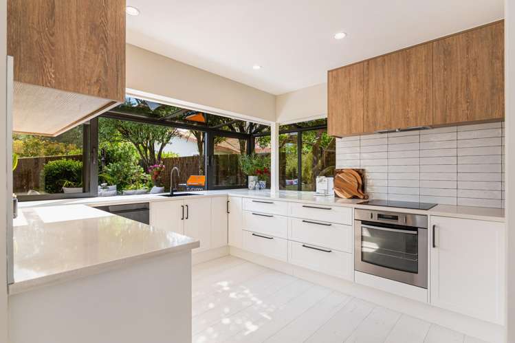 3/3 Marie Avenue Red Beach_15