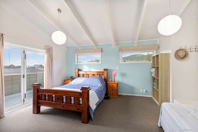 23 Ocean View Road Port Waikato_10