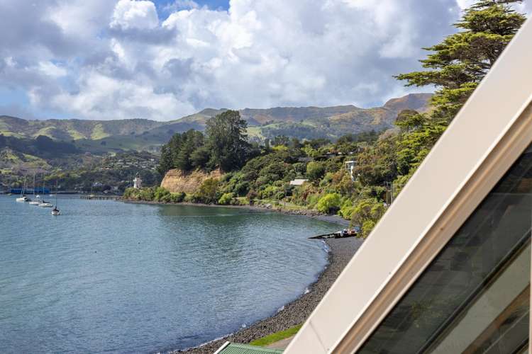 259 Beach Road Akaroa_27