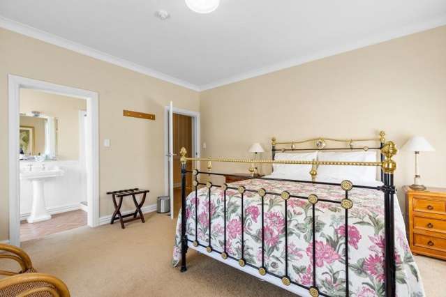 22-24 High Street Hunterville_4