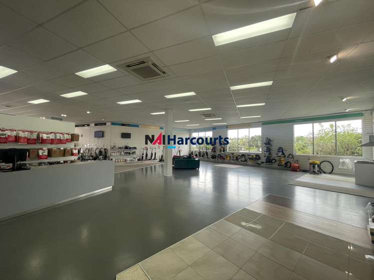 E/11 Link Drive Wairau Valley_14