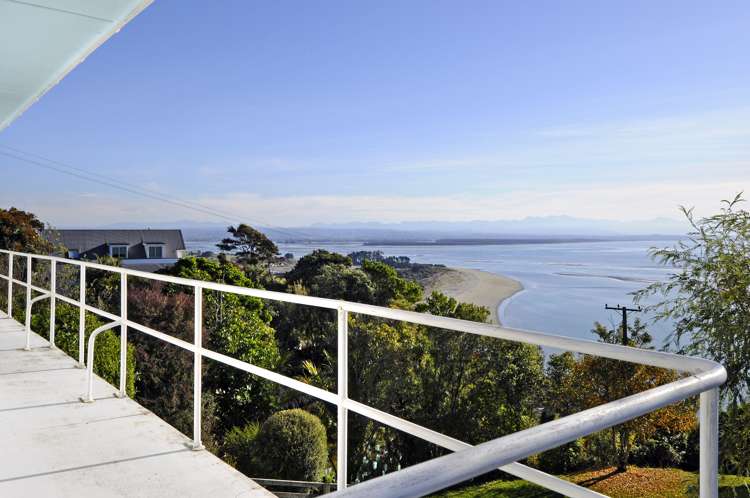 1 Moncrieff Avenue Britannia Heights_0