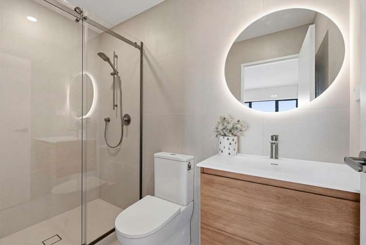 8/157 Bremner Road Karaka_11