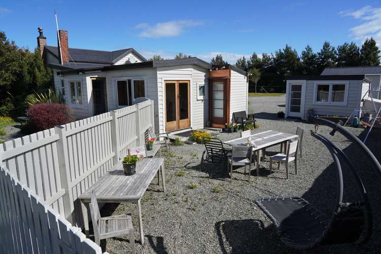 65 Ashton Street Winton Surrounds_15