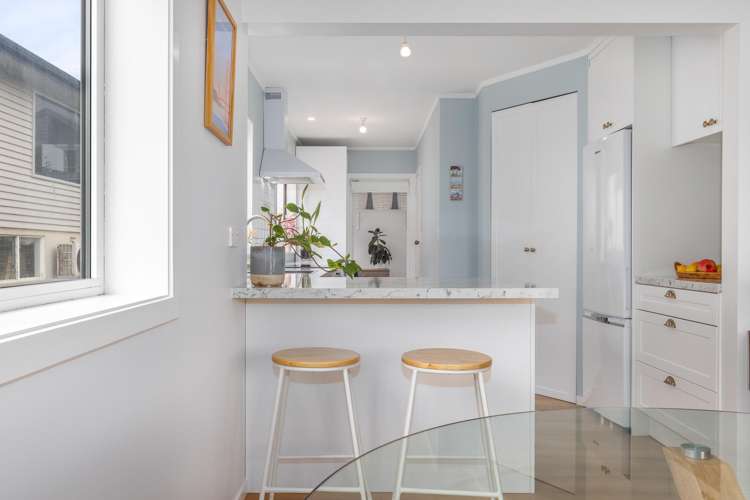 6a Beach Road Titahi Bay_8