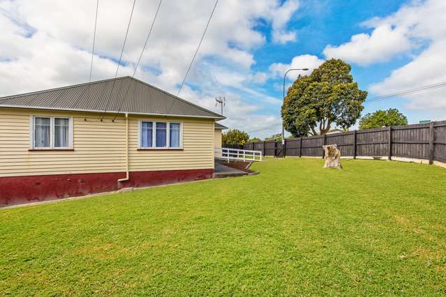 6 Brandon Road Glen Eden_3