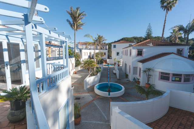 Furnished Beachside Living at Orewa Beachcomber
