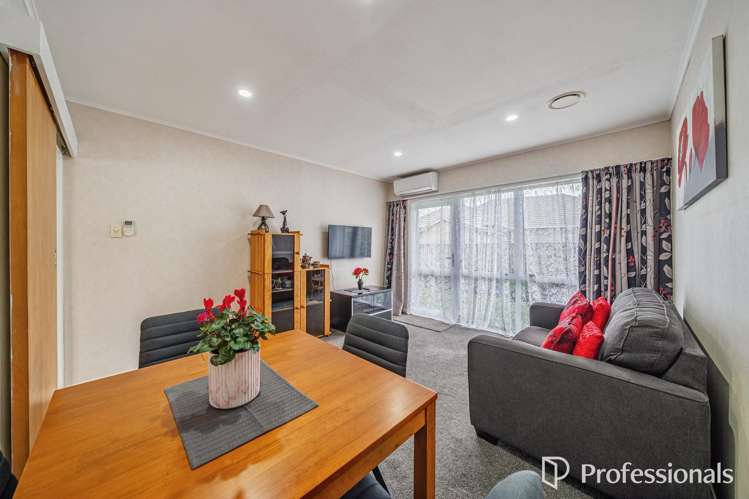 10/1079 High Street Taita_6