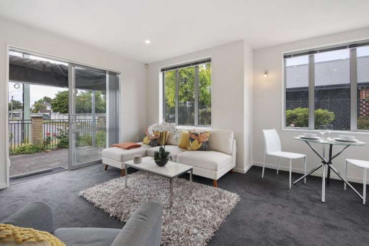 1/8 Evatt Street Bryndwr_6