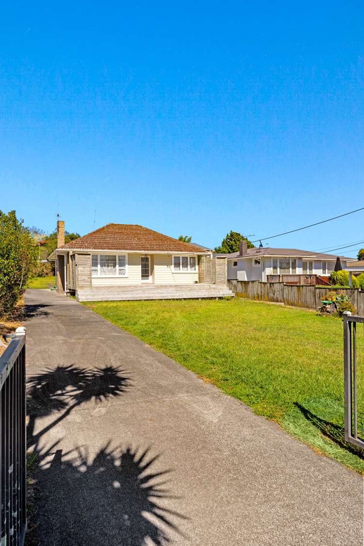4 Duncan Avenue Te Atatu South_23