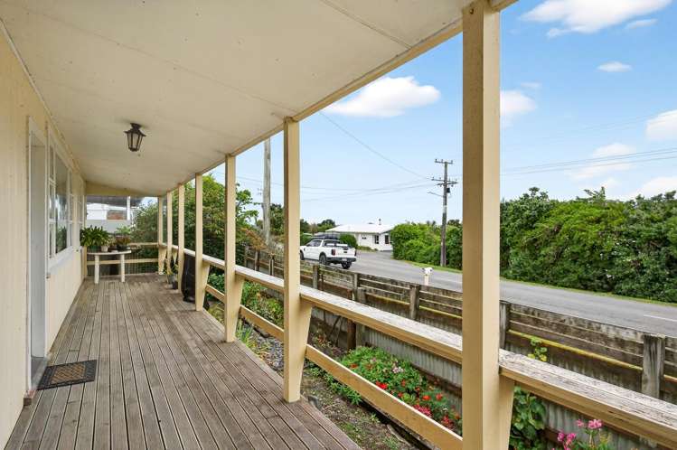 28 Lake Ferry Road_1