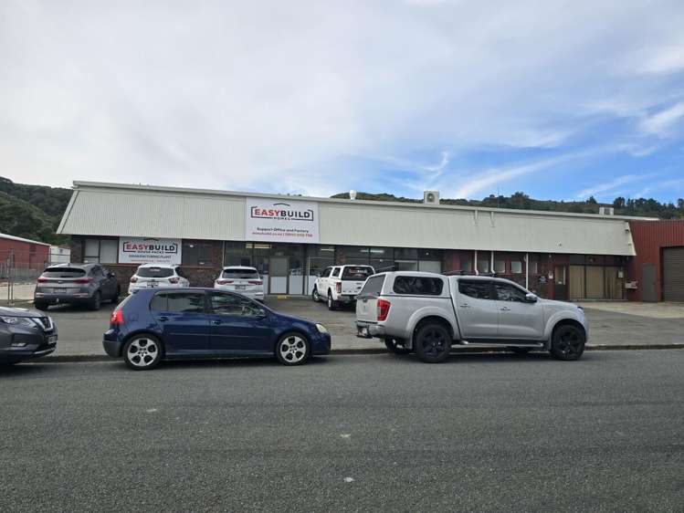 71 Montgomery Crescent Clouston Park_7