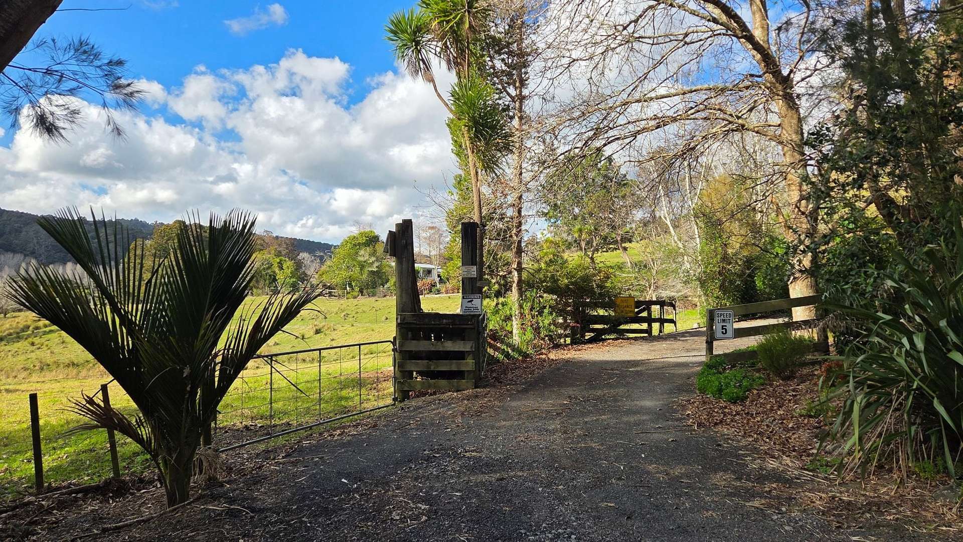 2 Long Road Waitakere_0