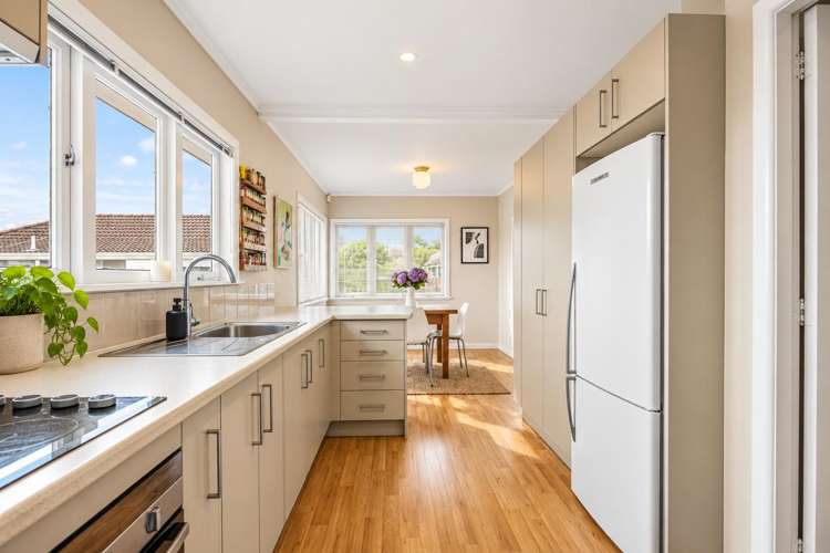 1/27 Duke Street Papakura_12