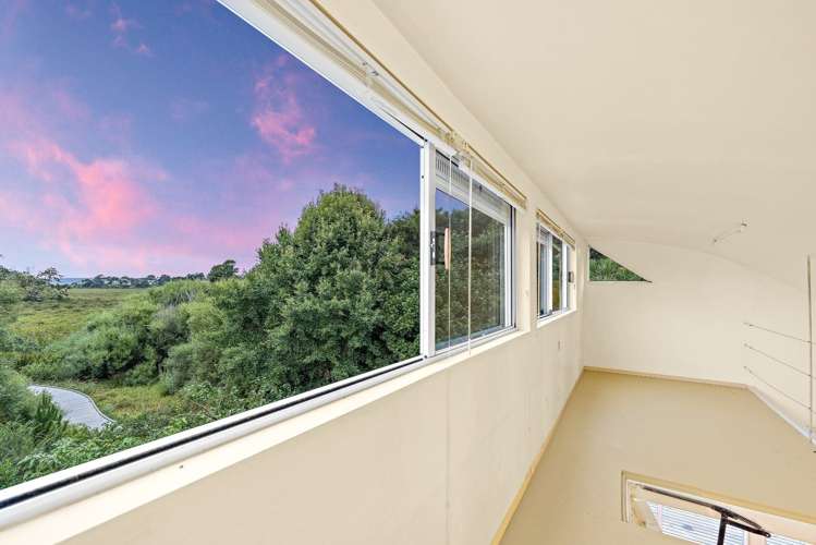 2/51 Holly Street Avondale_12