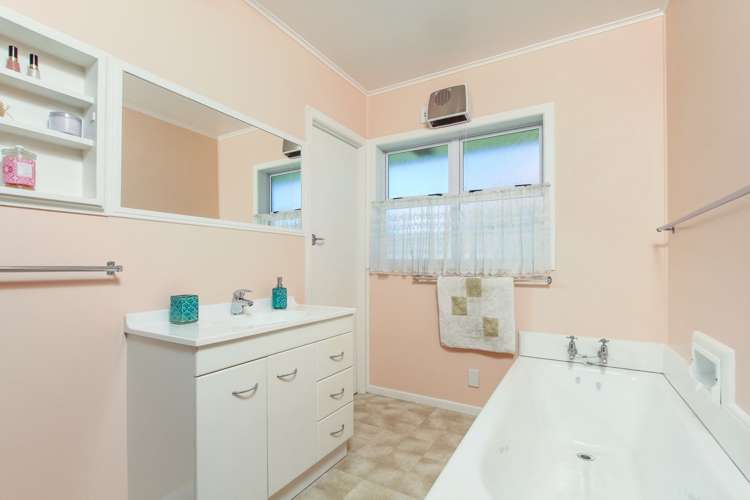 37 Cambridge Terrace Papatoetoe_17