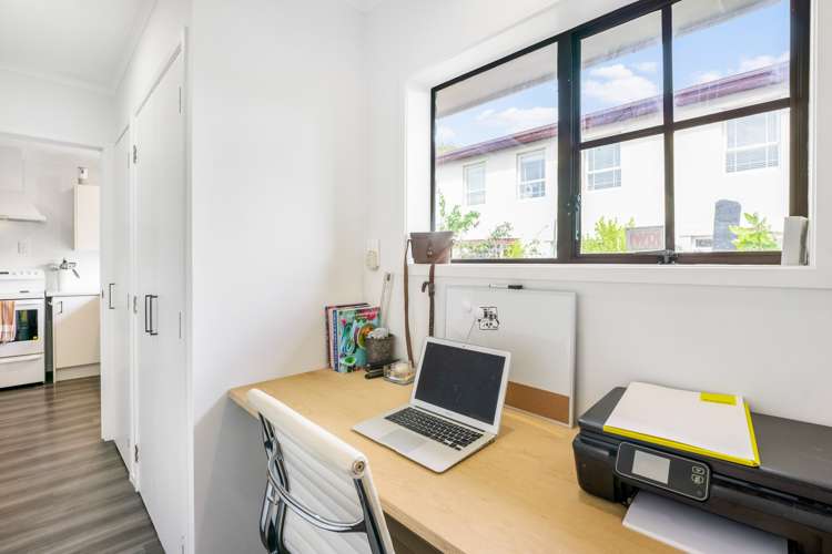 2/53 Francis Street Hauraki_18