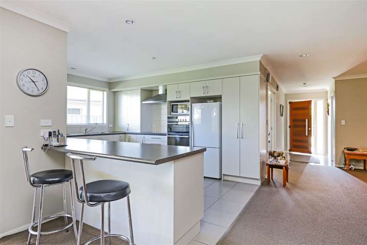 18 Lowry Place Frimley_2