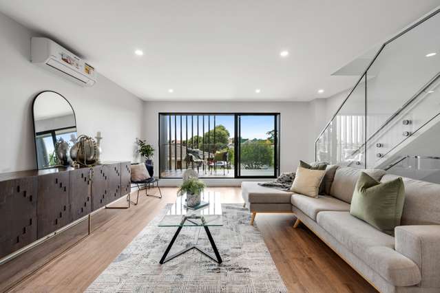 2/15 Tomintoul Place Highland Park_1