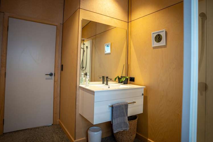 57 Beechwater Drive Moana / Lake Brunner_14