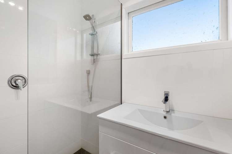 1/68 Spring Street Onehunga_14